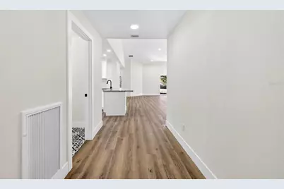 37706 Dixie Avenue, Dade City, FL 33525 - Photo 6