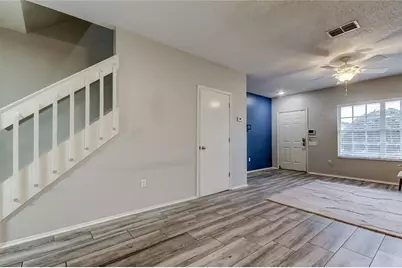 12440 Berkeley Square Drive, Tampa, FL 33626 - Photo 10