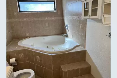 200 Arbor Drive W, Palm Harbor, FL 34683 - Photo 36