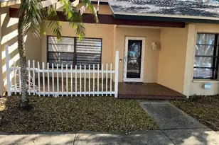 200 Arbor Dr W, Palm Harbor, FL 34683 - Photo 6