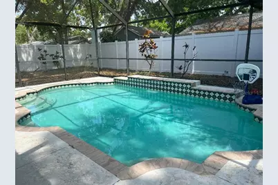 200 Arbor Drive W, Palm Harbor, FL 34683 - Photo 14
