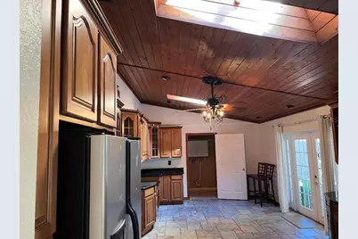 200 Arbor Drive W, Palm Harbor, FL 34683 - Photo 10