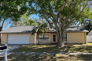 200 Arbor Dr W, Palm Harbor, FL 34683 - Photo 2