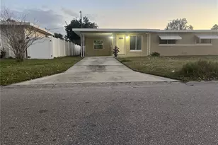 2495 Baywood Dr E, Dunedin, FL 34698 - Photo 1