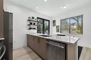 8706 Palm Ranches Pl, Tampa, FL 33614 - Photo 10