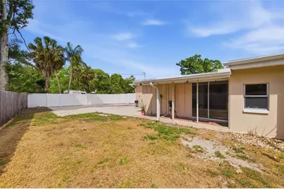 4415 7th Street S, Saint Petersburg, FL 33705 - Photo 36