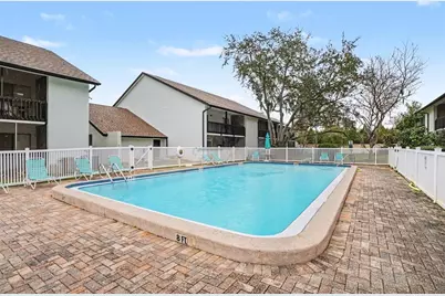 9802 Lombard Court #102, Tampa, FL 33618 - Photo 6