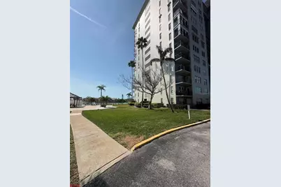 5220 Brittany Drive S #803, Saint Petersburg, FL 33715 - Photo 38