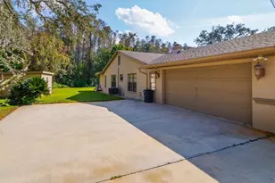 10206 Lakeview Dr, New Port Richey, FL 34654 - Photo 42