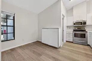 907 San Carlos Ave NE, Saint Petersburg, FL 33702 - Photo 12