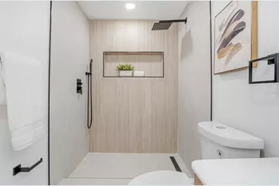 16133 Sandcrest Way, Tampa, FL 33618 - Photo 18