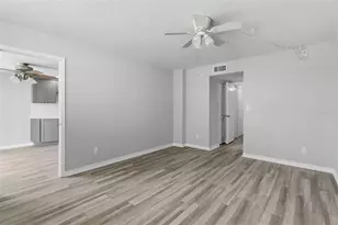 4895 Bay St NE, Saint Petersburg, FL 33703 - Photo 12