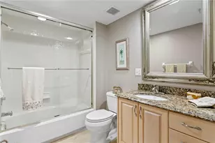 4717 Dolphin Cay Ln S, Saint Petersburg, FL 33711 - Photo 32