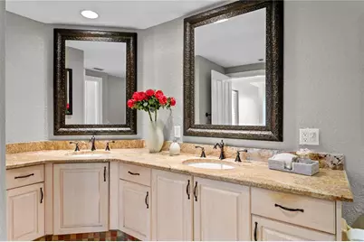 4717 Dolphin Cay Lane S #507, Saint Petersburg, FL 33711 - Photo 26