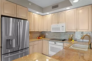 4717 Dolphin Cay Ln S, Saint Petersburg, FL 33711 - Photo 20