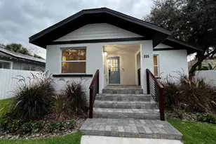 205 W Emily St, Tampa, FL 33603 - Photo 1