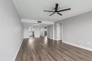 7050 Sunset Dr S, South Pasadena, FL 33707 - Photo 12