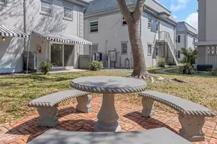 6976 Sunset Dr S, Saint Petersburg, FL 33707 - Photo 22