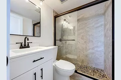 250 126th Avenue #110, Treasure Island, FL 33706 - Photo 16