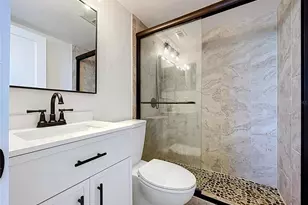 250 126th Ave, Treasure Island, FL 33706 - Photo 16