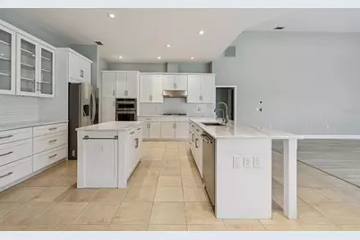 3351 Bristol Place, Tarpon Springs, FL 34688 - Photo 36