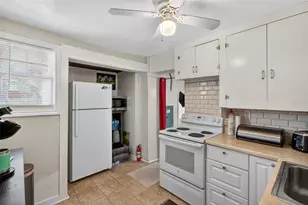 322 47th St N, Saint Petersburg, FL 33713 - Photo 42