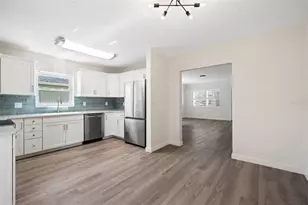 662 Villa Grande Ave S, Saint Petersburg, FL 33707 - Photo 20