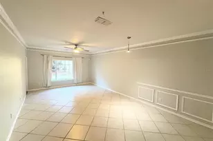 4305 Bayside Village Dr, Tampa, FL 33615 - Photo 4