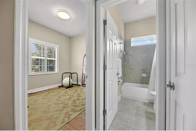6909 Crestpoint Drive, Apollo Beach, FL 33572 - Photo 8