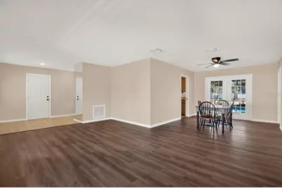 401 Running Horse Road, Seffner, FL 33584 - Photo 4