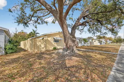 685 71st Avenue N, Saint Petersburg, FL 33702 - Photo 42