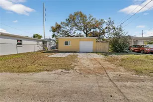 685 71st Ave N, Saint Petersburg, FL 33702 - Photo 32
