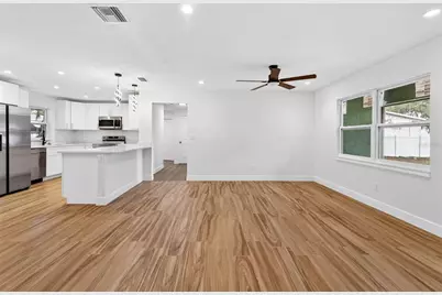 4221 Burrows Road, Zephyrhills, FL 33542 - Photo 16