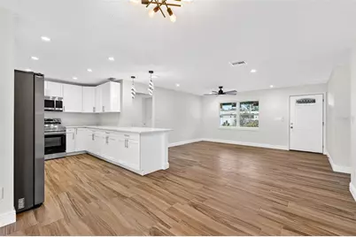 4221 Burrows Road, Zephyrhills, FL 33542 - Photo 18