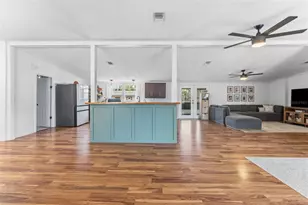 11040 Browning Rd, Lithia, FL 33547 - Photo 8