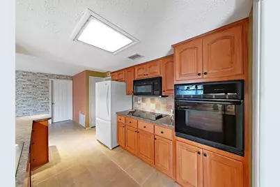 1324 Summerlin Drive, Clearwater, FL 33764 - Photo 12