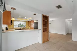 105 Dorado Ct, Plant City, FL 33566 - Photo 10