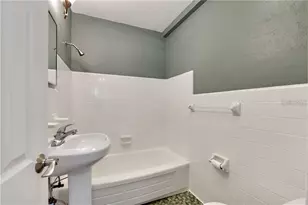 3315 58th Ave S, Saint Petersburg, FL 33712 - Photo 14