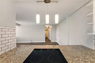 3315 58th Ave S, Saint Petersburg, FL 33712 - Photo 10