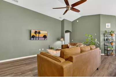 11911 Stone Pine Street, Riverview, FL 33569 - Photo 10