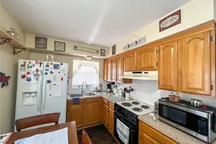 8535 108th St, Seminole, FL 33772 - Photo 12