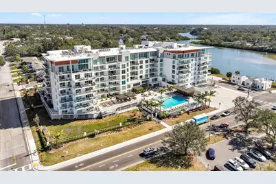 1028 Sunset Point Road #R4, Clearwater, FL 33755 - Photo 22
