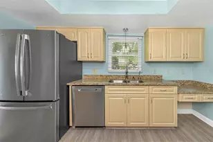 3957 Tarpon Pointe Cir, Palm Harbor, FL 34684 - Photo 6