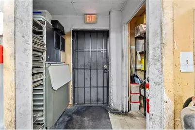 7390 Shoal Line Boulevard, Weeki Wachee, FL 34607 - Photo 28