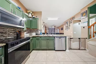 18212 Brookpark Drive, Tampa, FL 33647 - Photo 16
