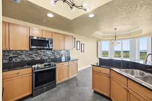 10851 Mangrove Cay Ln NE, Saint Petersburg, FL 33716 - Photo 10