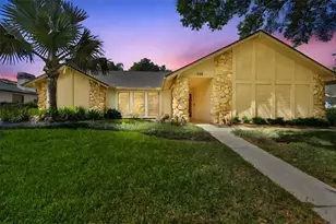 508 Running Horse Rd, Seffner, FL 33584 - Photo 1