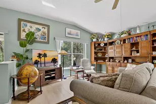 2005 Gardenia Landings Ln, Sun City Center, FL 33573 - Photo 4