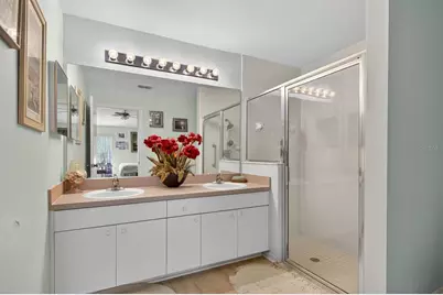 2005 Gardenia Landings Lane, Sun City Center, FL 33573 - Photo 16