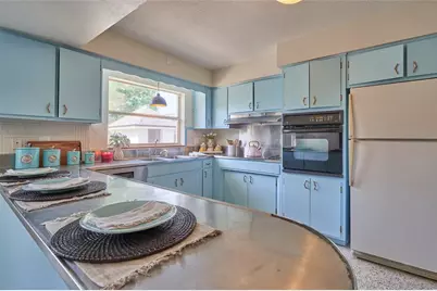 3302 W Gray Street, Tampa, FL 33609 - Photo 10